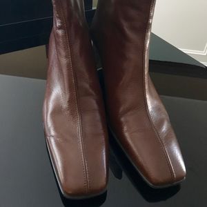 Stuart Weitzman Ankle Boots Back Zip 9